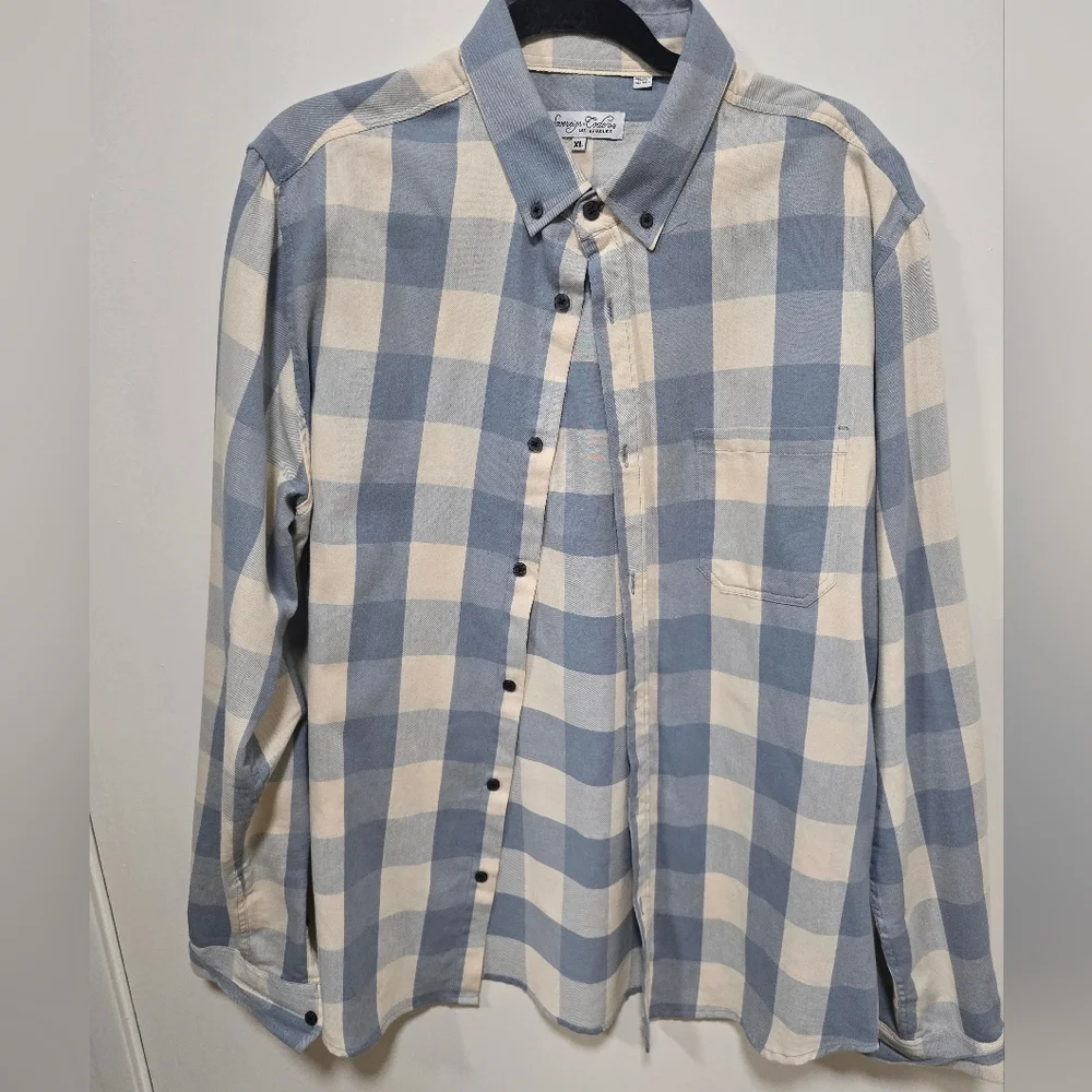 Sovereign Code XL button-down - Picture 1 of 5